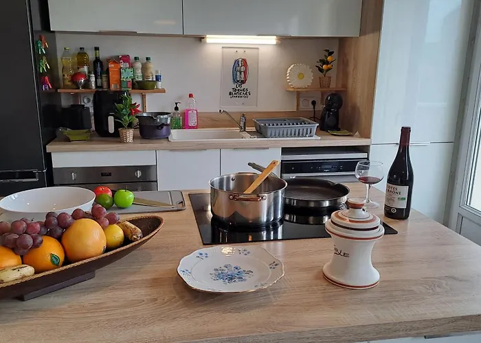 Le Sadi Carnot Valence 26000 - 4 CHB - 2 SDB - 2-8 personnes Appartement *